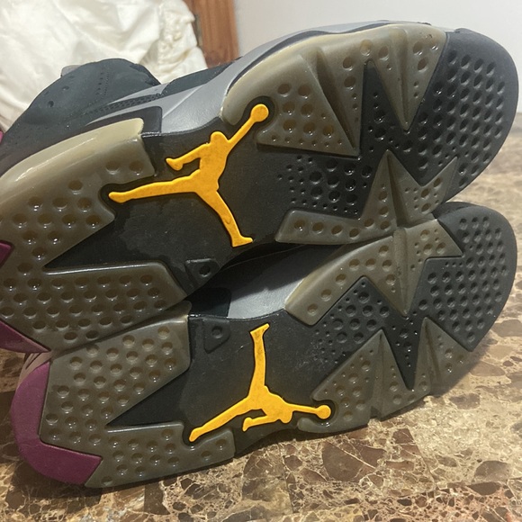 Nike Air Jordan 6 Bordeaux pre-owned . Men’s size 10.5 - Picture 7 of 9